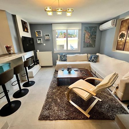 Modern Family Retreat Apartment Volos Ngoại thất bức ảnh